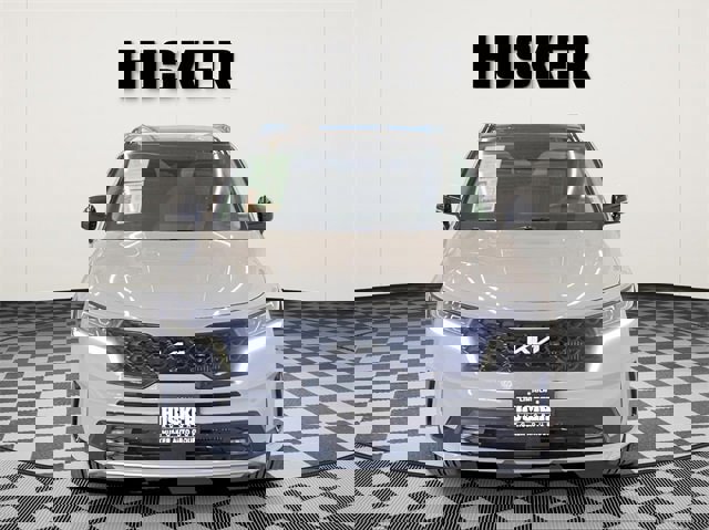 Used 2023 Kia Sorento SX image 3