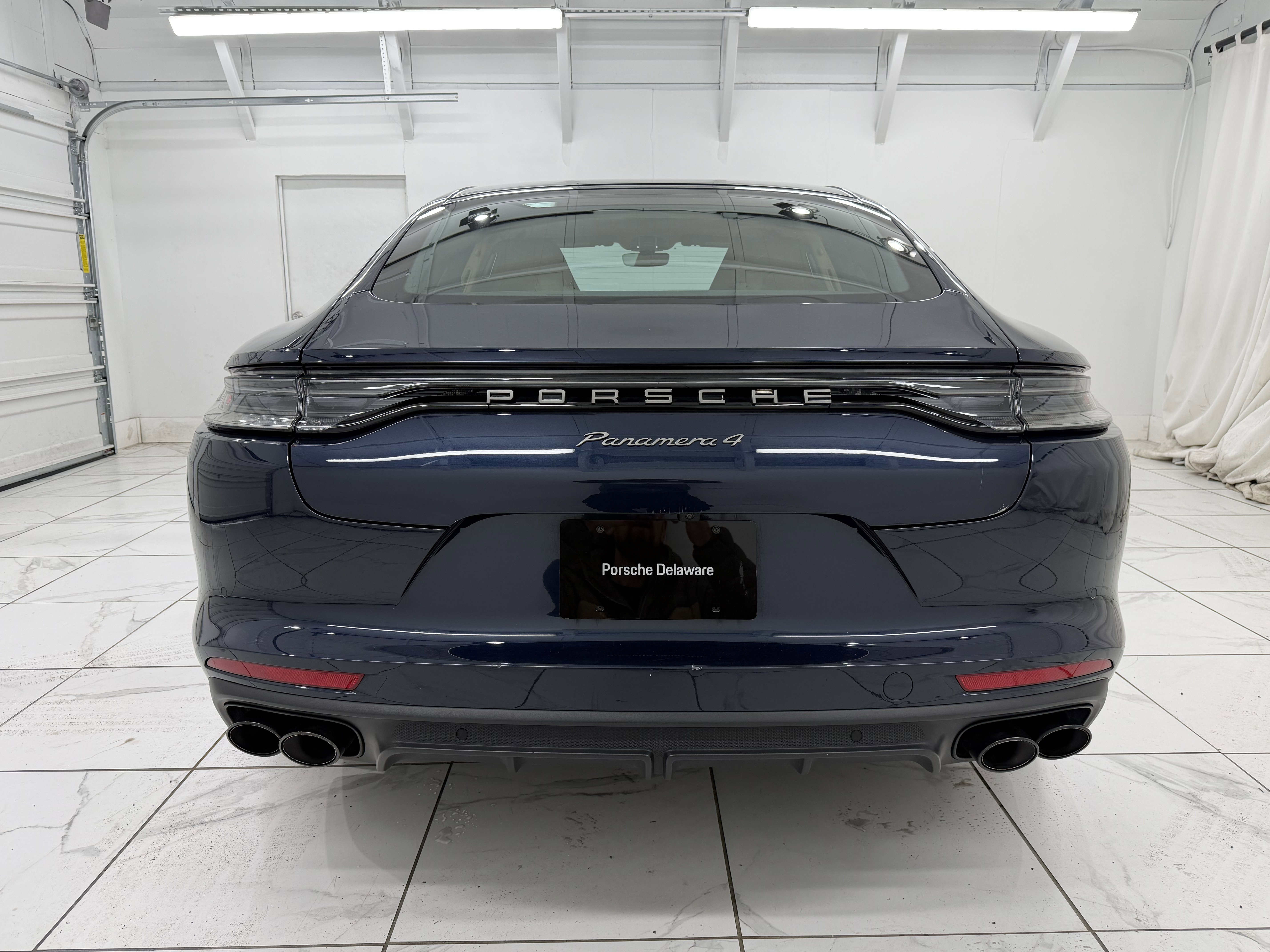 Certified 2023 Porsche Panamera 4 Platinum Edition image 13