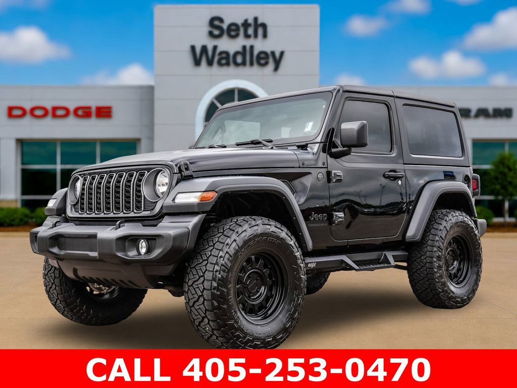 Used 2025 Jeep Wrangler Sport AWD/4WD image 3
