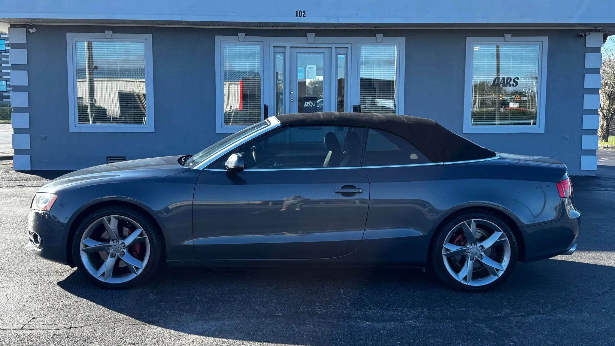 Used 2010 Audi A5 2.0T Premium Plus w/ Premium Plus Pkg image 8