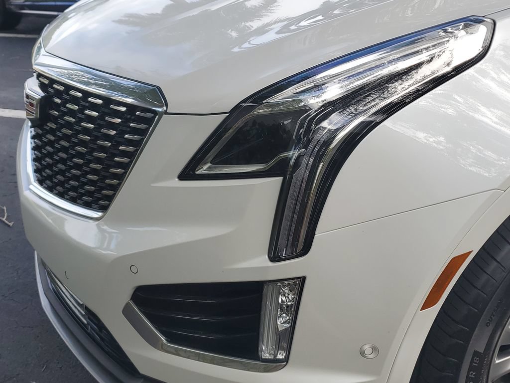 Certified 2023 Cadillac XT5 Premium Luxury w/ Technology Package FWD image 10