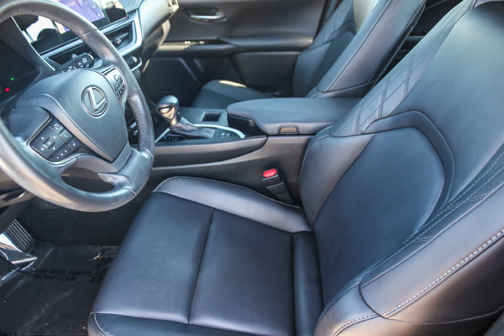 Certified 2024 Lexus UX 250h FWD image 19