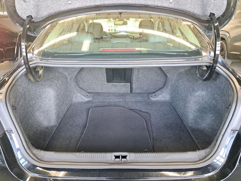 Used 2015 Chrysler 200 C w/ Navigation & Sound Group I image 28