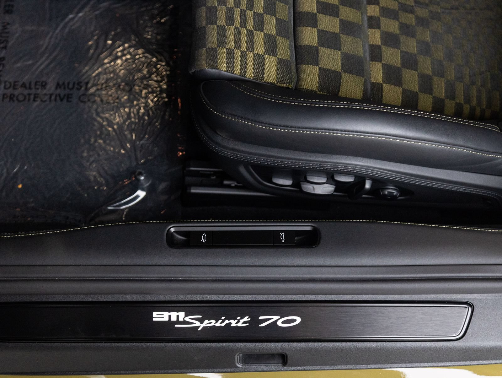 Certified 2026 Porsche 911 GTS RWD image 23