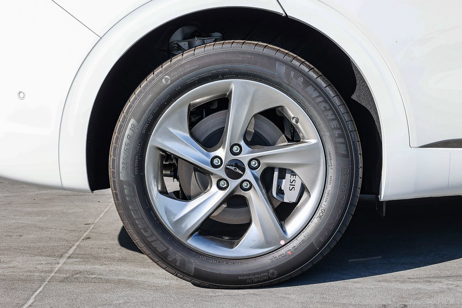 Used 2026 Genesis GV70 2.5T Advanced image 8