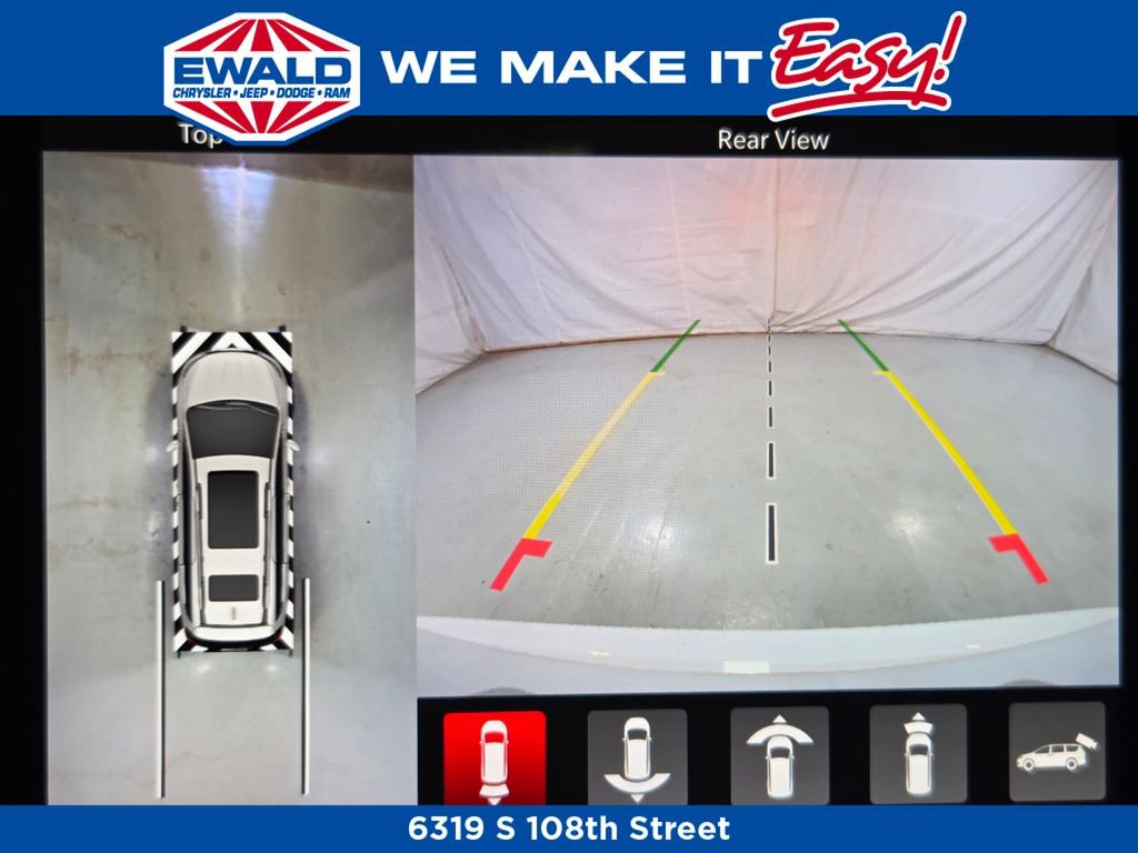 New 2026 Chrysler Pacifica Limited w/ S Appearance Package image 2