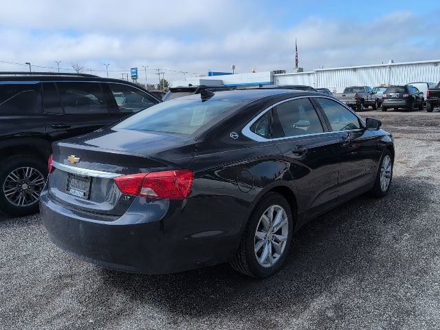 Used 2016 Chevrolet Impala LT w/ Convenience Package FWD image 4