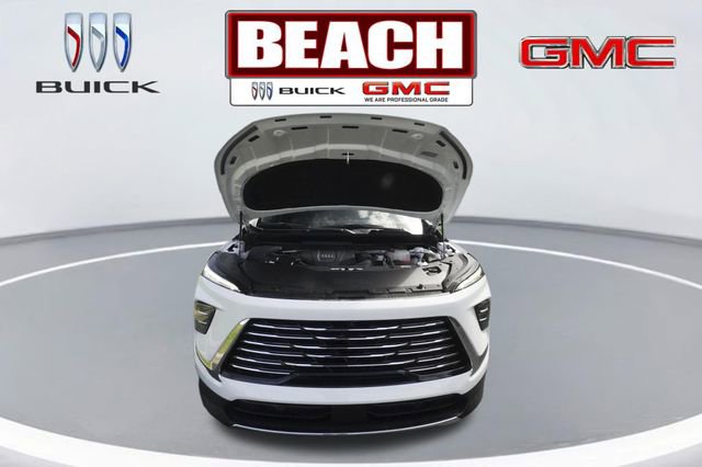 Used 2025 Buick Enclave Preferred image 9