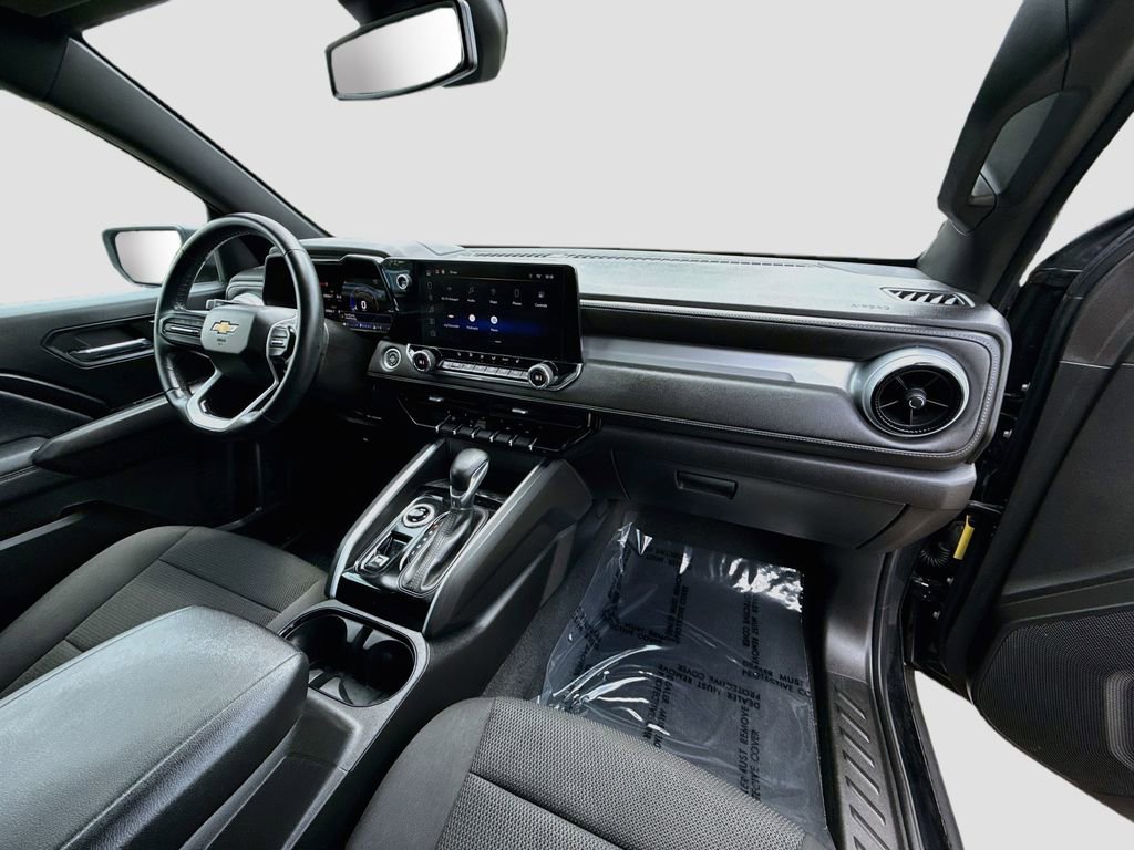 Used 2024 Chevrolet Colorado LT w/ LT Convenience Package II AWD/4WD image 29