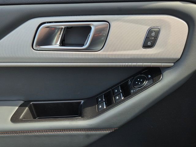 New 2026 Ford Explorer Active RWD image 24