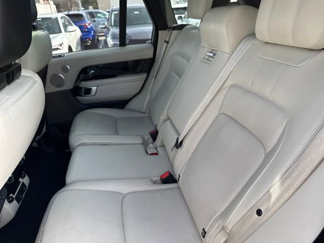Used 2022 Land Rover Range Rover Westminster Edition image 13