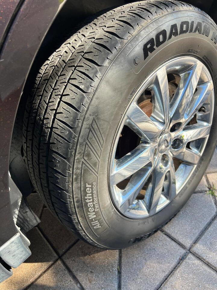 Used 2013 Ford Edge SEL image 29