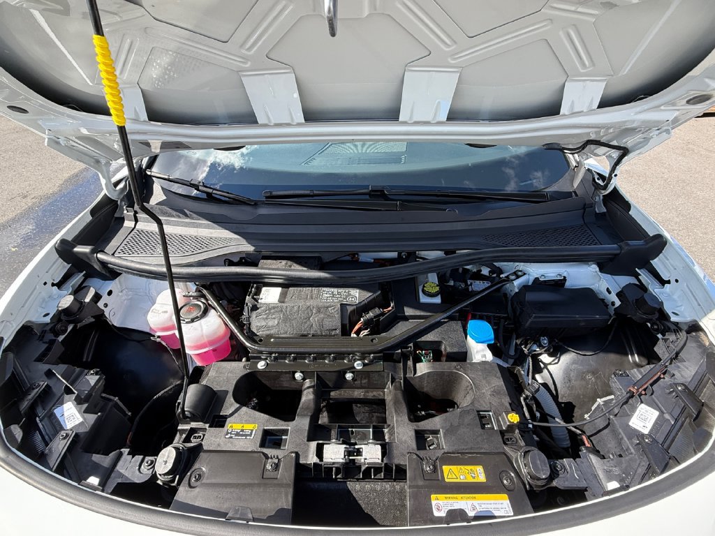 Used 2024 Volkswagen ID.4 2WD image 25