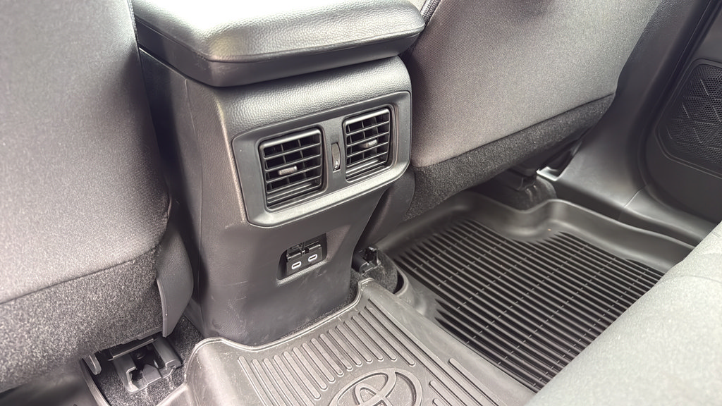 Used 2024 Toyota RAV4 XLE w/ Convenience Package AWD/4WD image 18