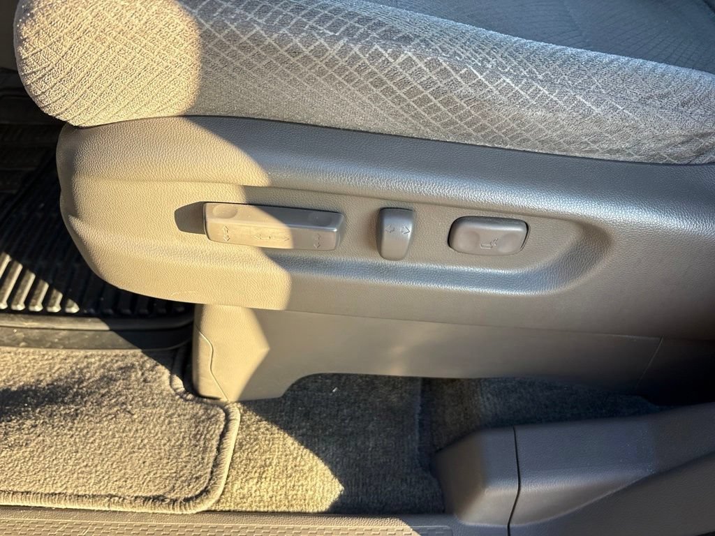 Used 2016 Honda Odyssey EX image 16