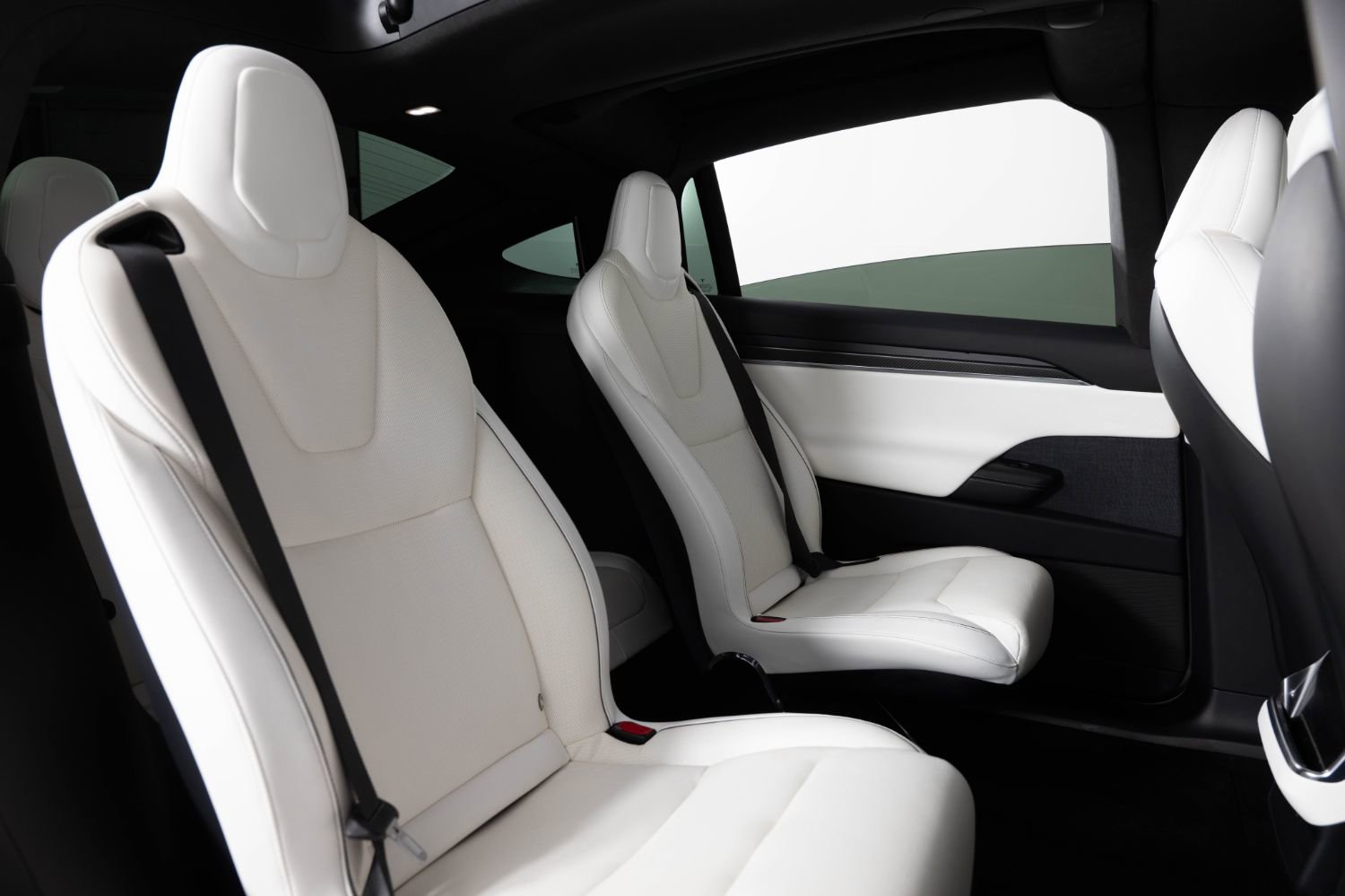 Used 2022 Tesla Model X Plaid image 27