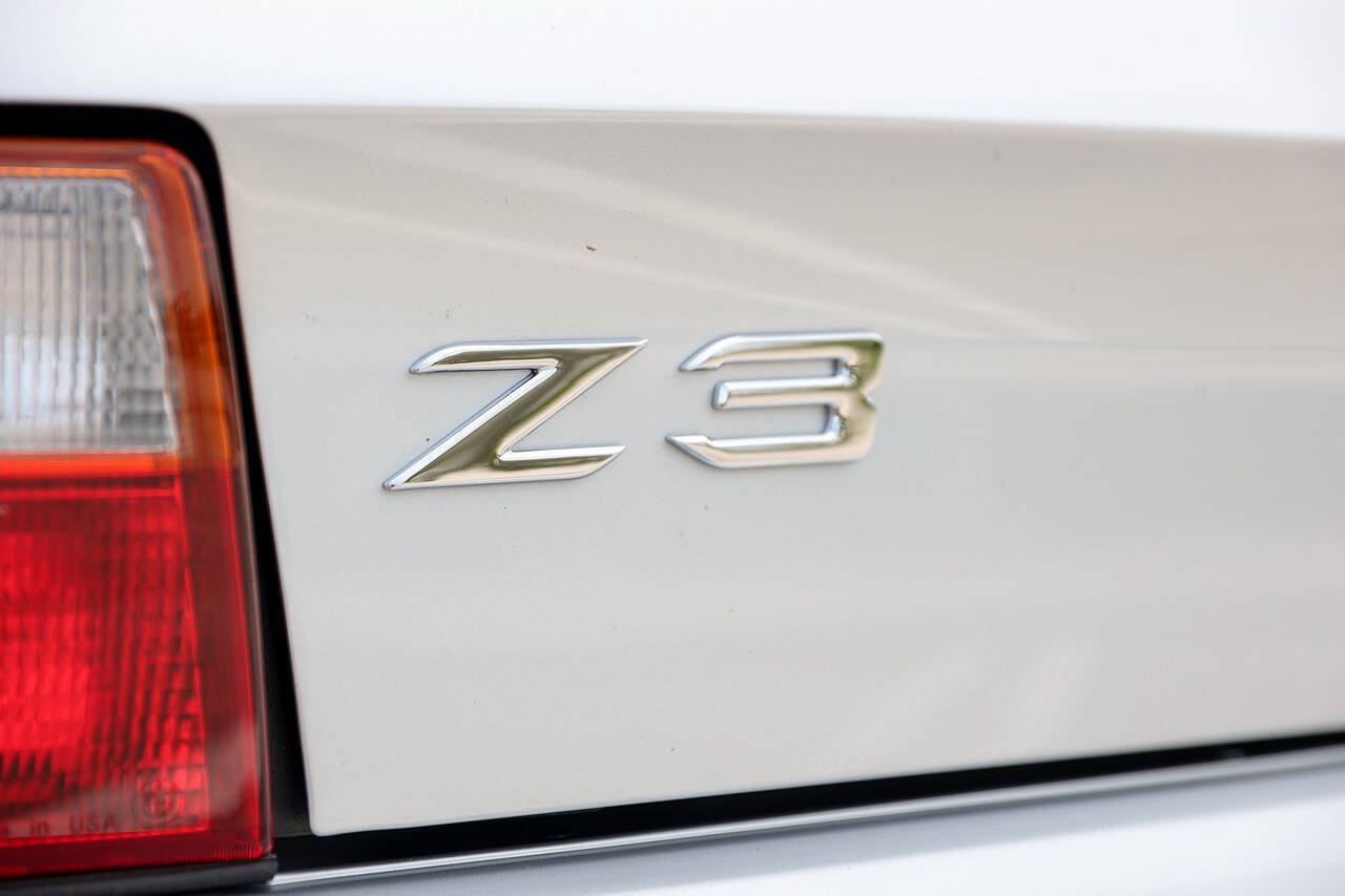 Used 1996 BMW Z3 1.9 RWD image 21