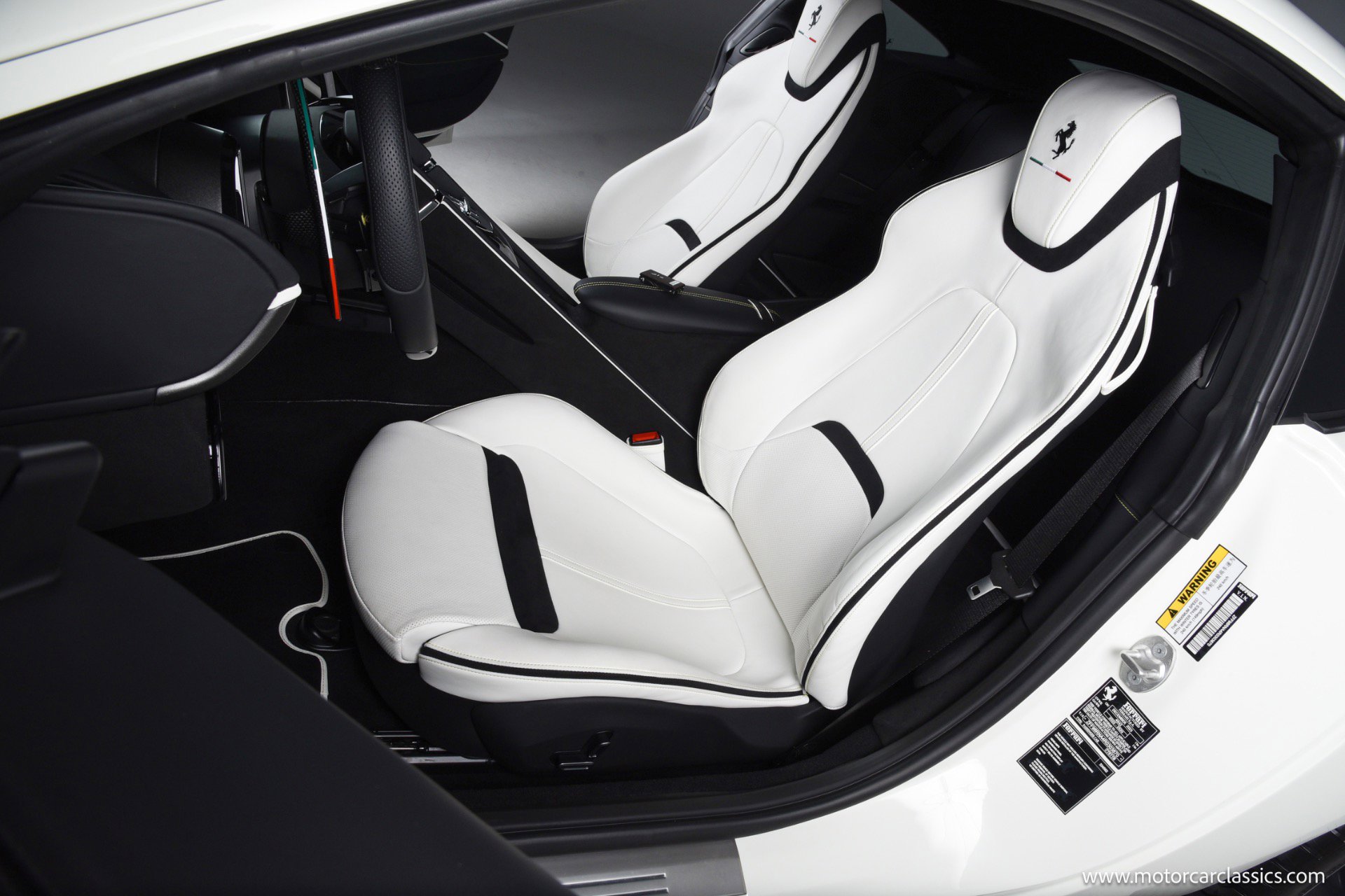 Used 2024 Ferrari Roma image 22