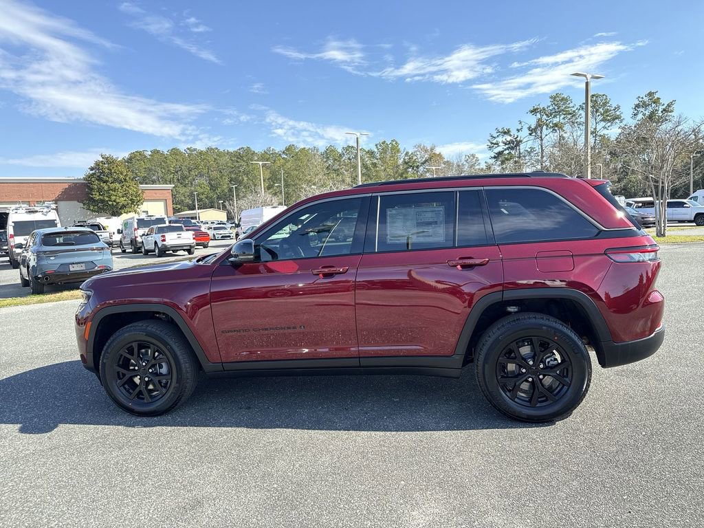 New 2026 Jeep Grand Cherokee Altitude AWD/4WD image 5