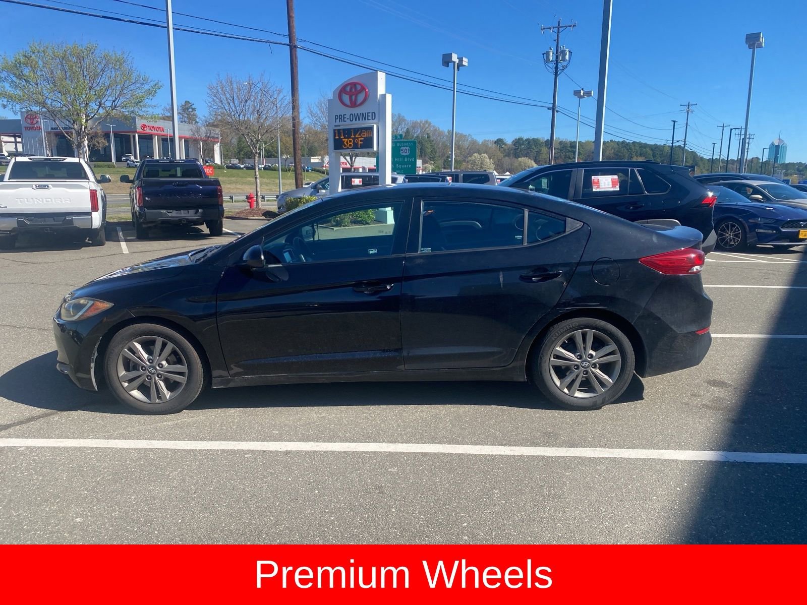 Used 2018 Hyundai Elantra SEL FWD image 8