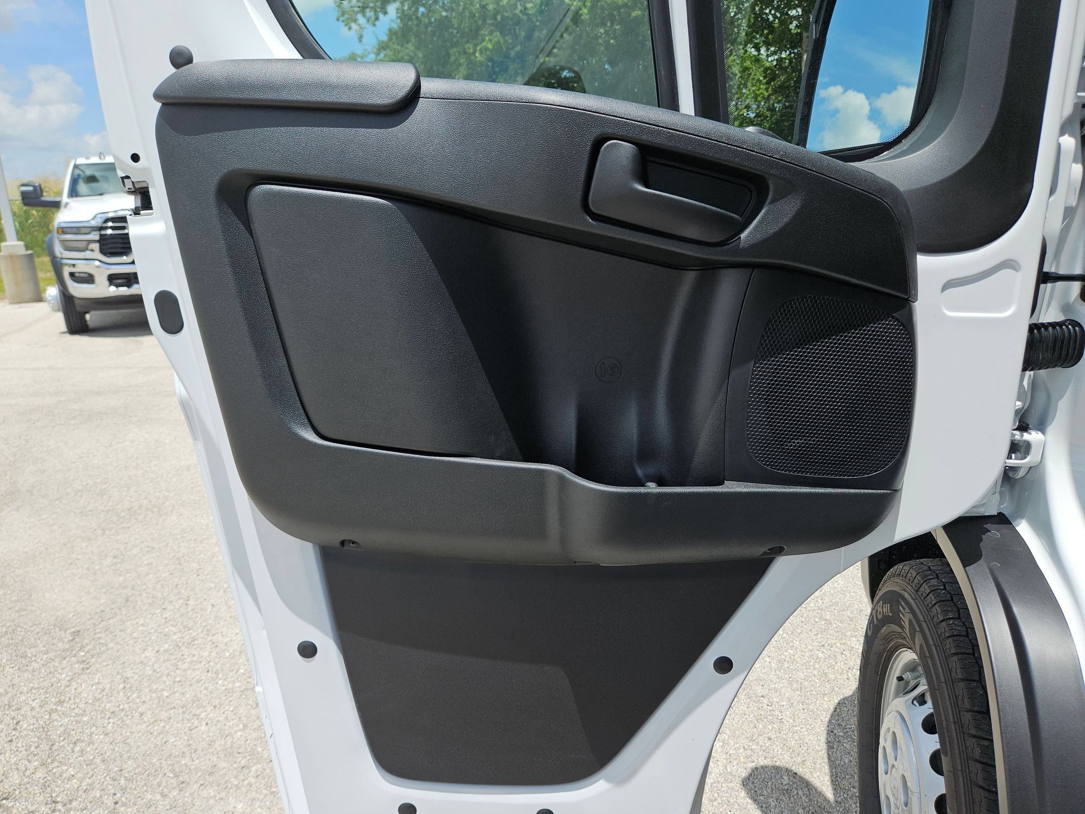 New 2026 RAM ProMaster 1500 FWD image 11