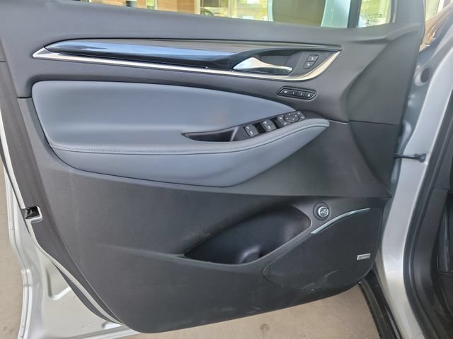 Used 2020 Buick Enclave Premium w/ Sun and Sites Package AWD/4WD image 17