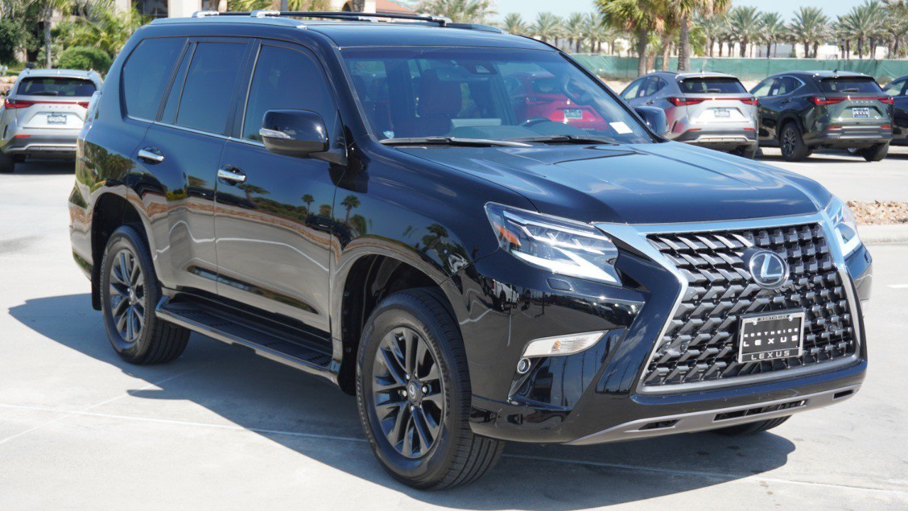 Certified 2023 Lexus GX 460 Premium w/ Premium Package AWD/4WD image 4