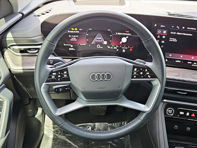 Certified 2025 Audi Q5 Premium AWD/4WD image 13