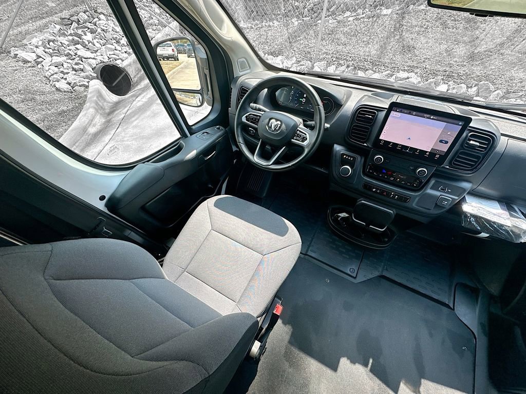 Used 2024 RAM ProMaster 3500 w/ Delivery Van Package image 9