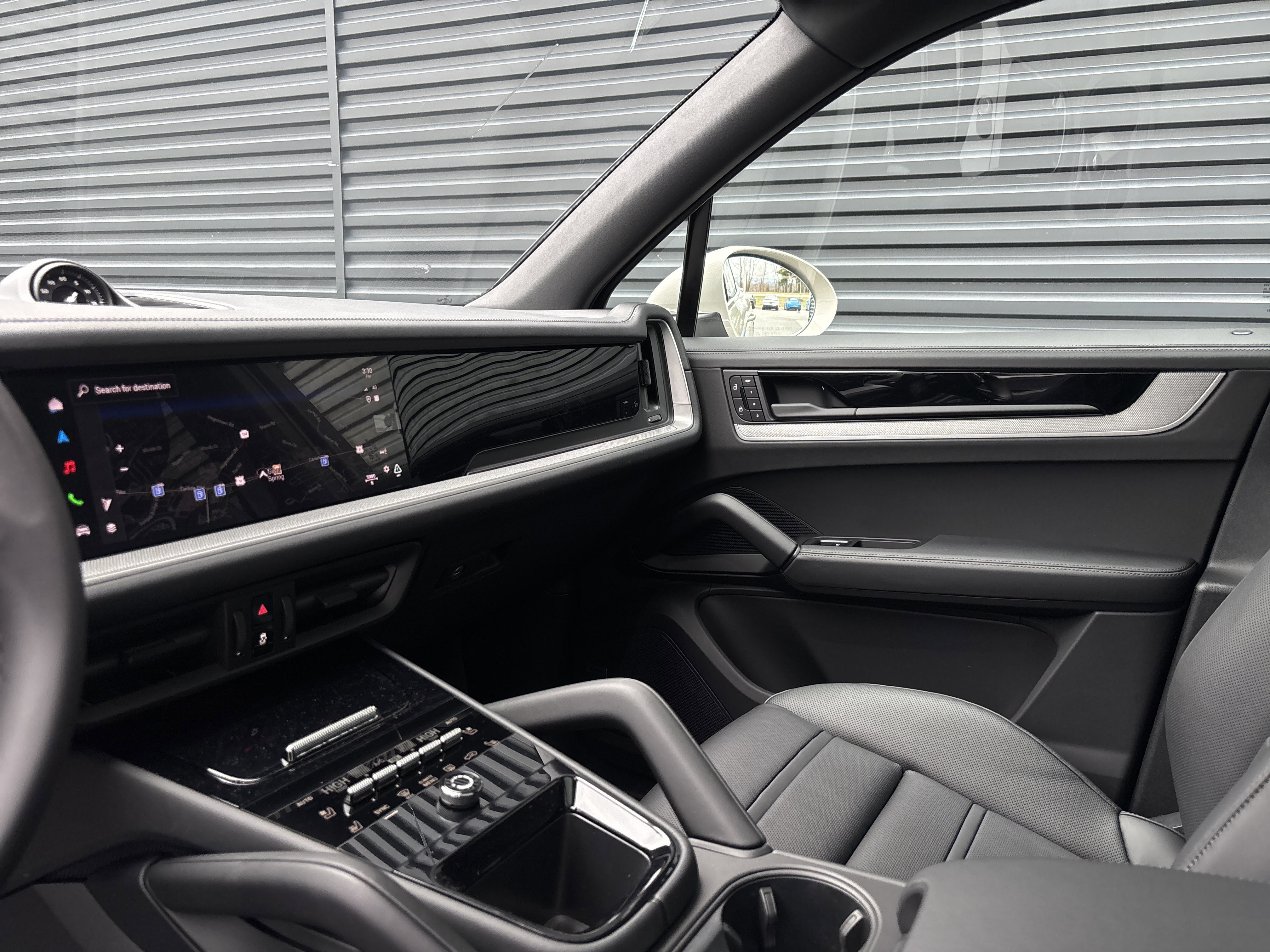 New 2026 Porsche Cayenne E-Hybrid AWD/4WD image 21