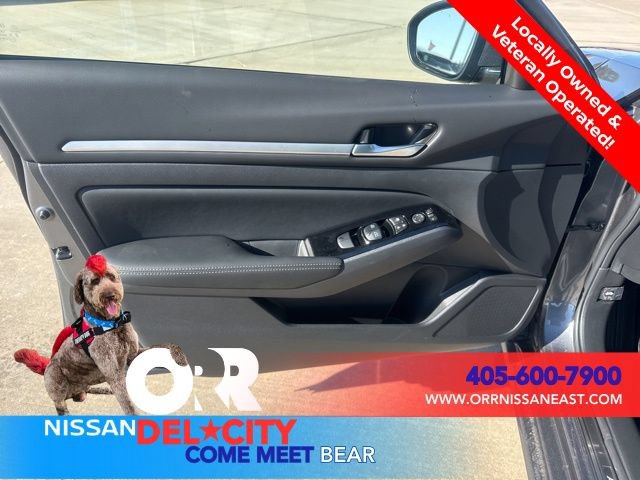 New 2025 Nissan Altima 2.5 SL FWD image 20