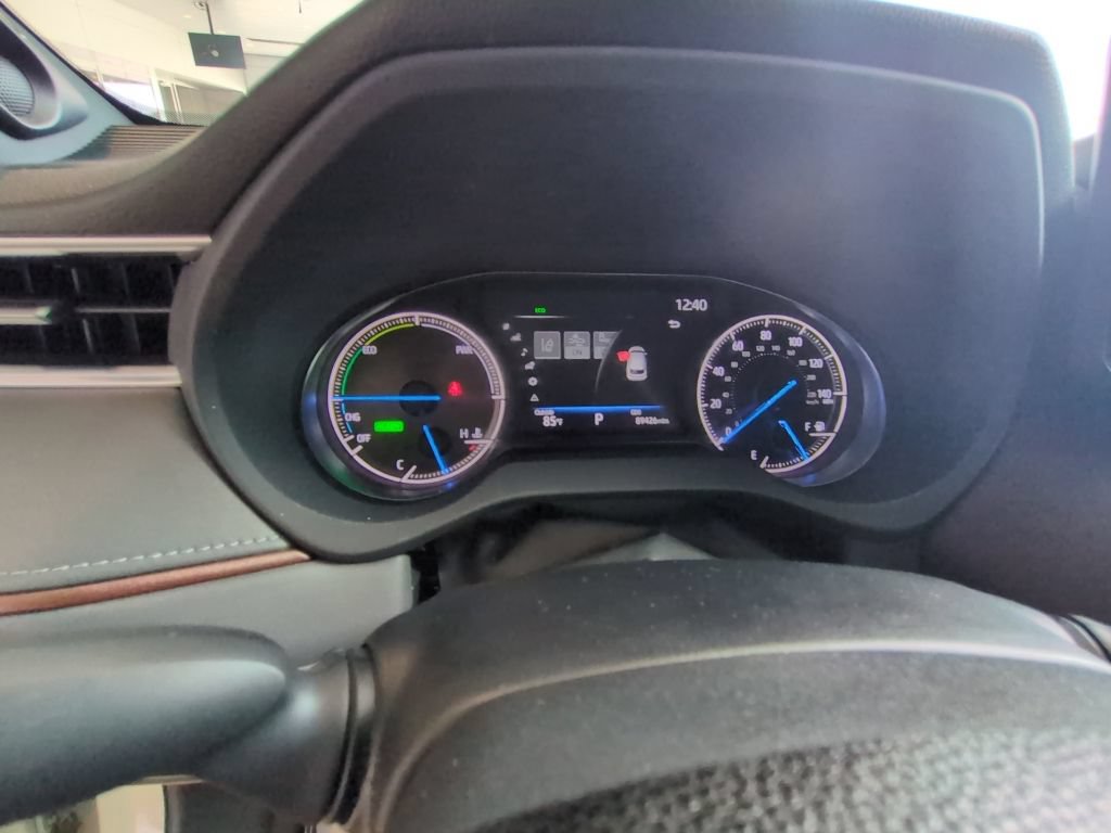 Used 2021 Toyota Venza Limited AWD/4WD image 17