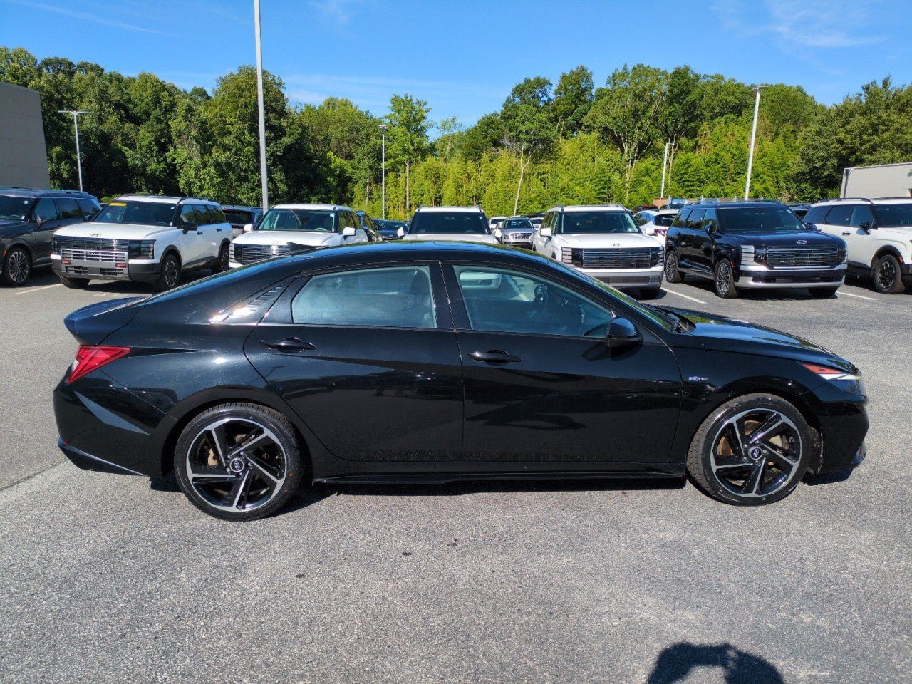 Used 2023 Hyundai Elantra N Line w/ Preferred Accessory Package FWD image 8