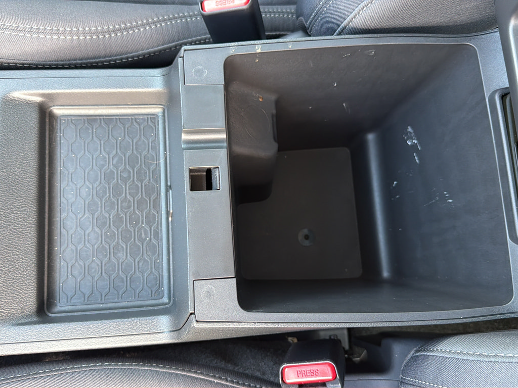Certified 2025 Nissan Frontier SV RWD image 39