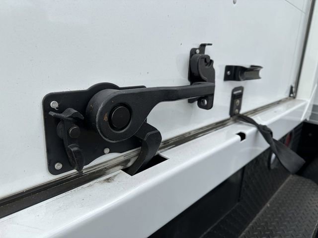 New 2024 Ford E-350 and Econoline 350 Super Duty image 32