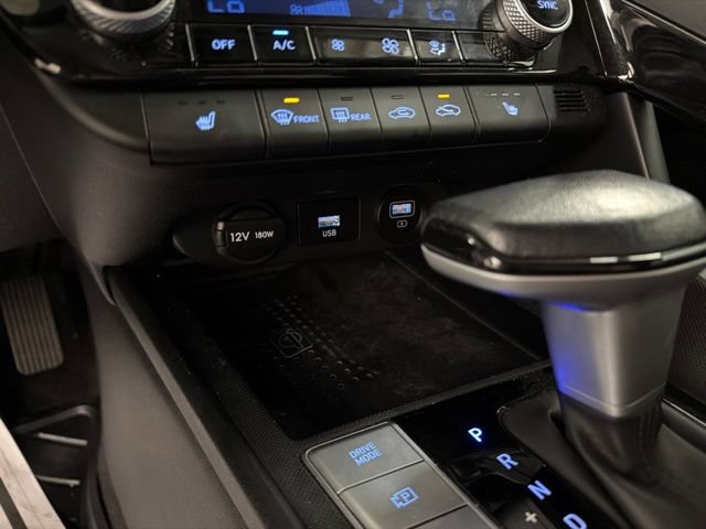 Used 2022 Hyundai Elantra SEL w/ Convenience Package FWD image 19