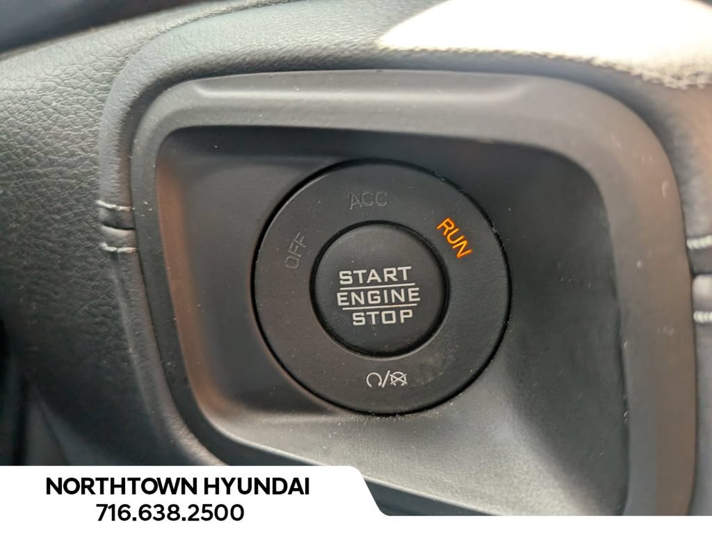Used 2026 Jeep Gladiator Mojave AWD/4WD image 18