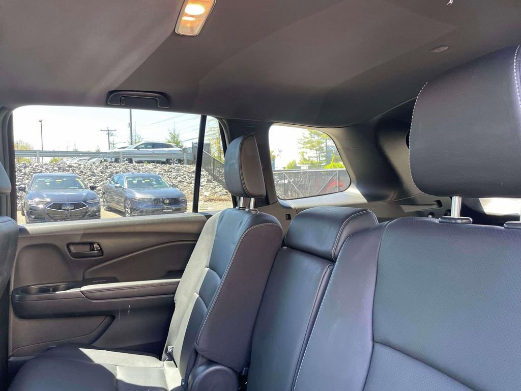 Certified 2023 Honda Passport EX-L image 9