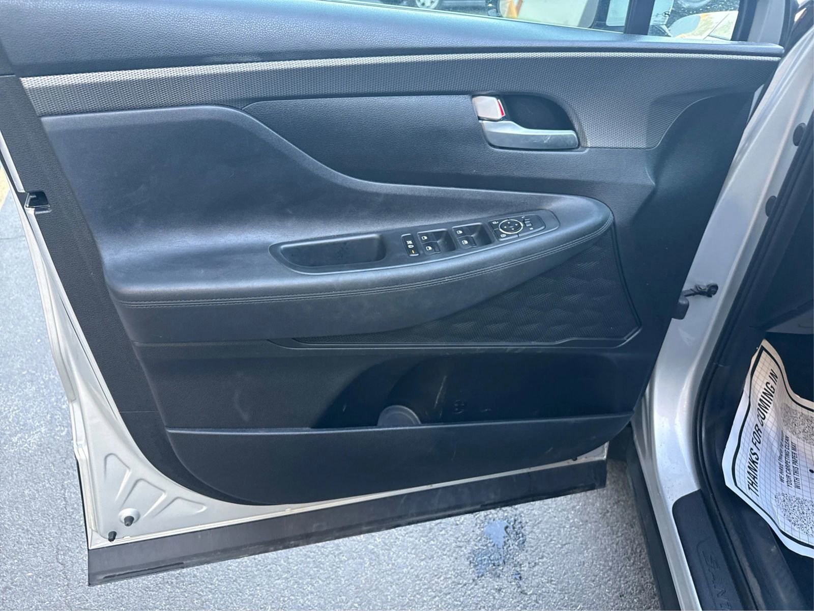 Used 2019 Hyundai Santa Fe SEL AWD/4WD image 18