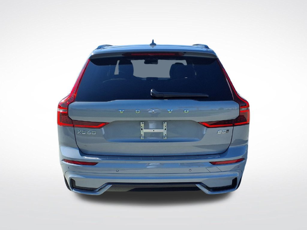 New 2026 Volvo XC60 B5 Plus w/ Protection Package Premier AWD/4WD image 7