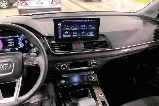 Certified 2024 Audi Q5 2.0T Premium Plus AWD/4WD image 6