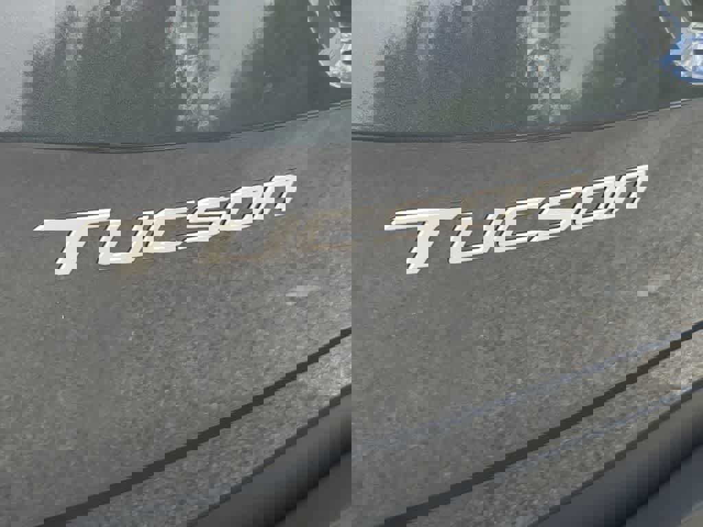 New 2026 Hyundai Tucson SE image 13