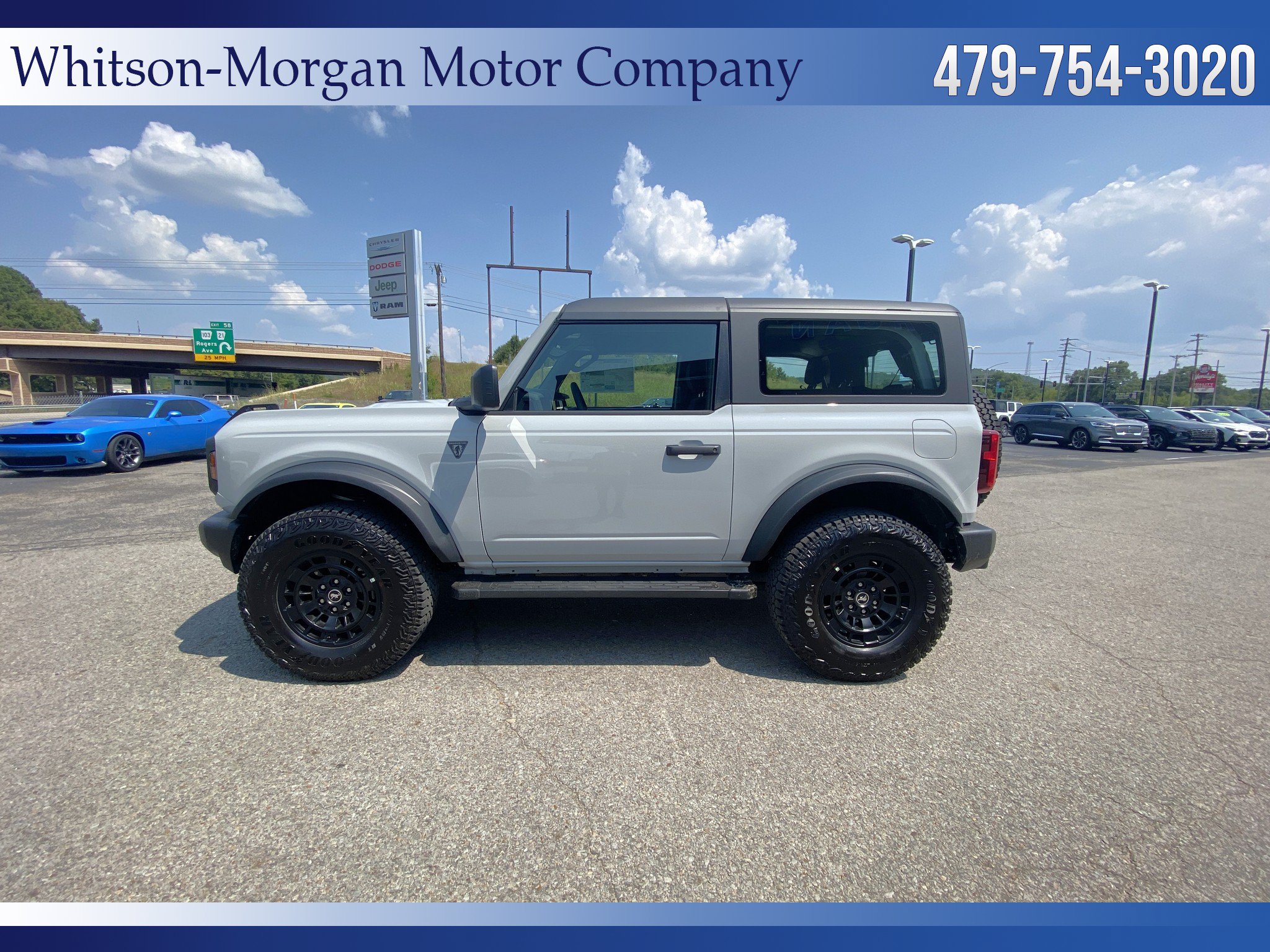 New 2026 Ford Bronco 2-Door w/ Sasquatch Package AWD/4WD image 2