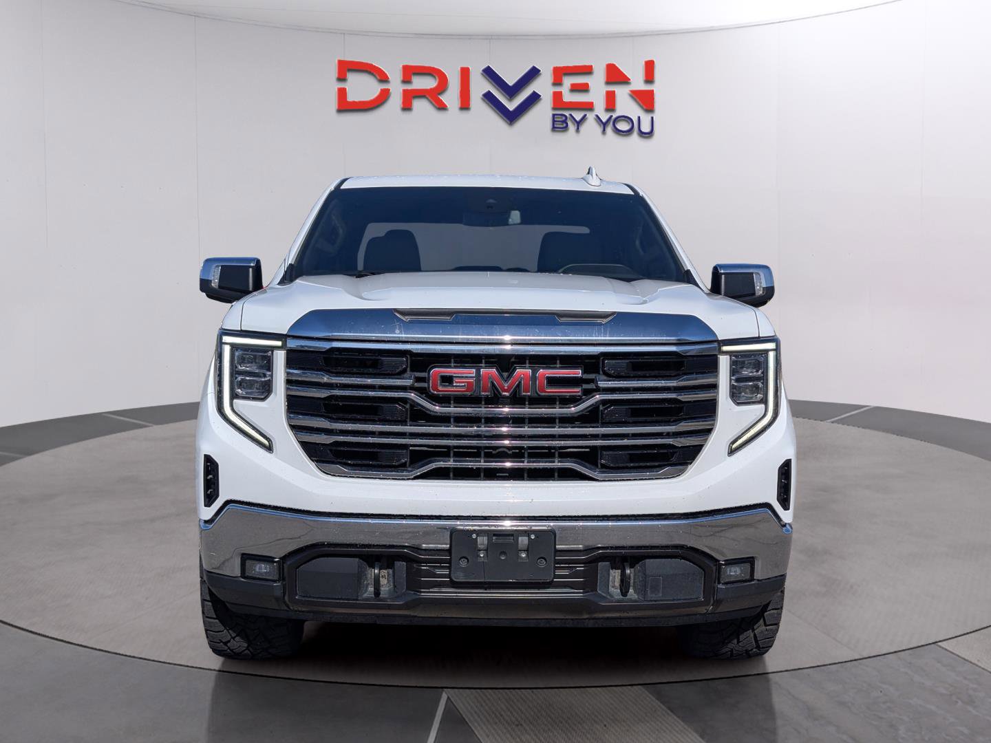 Used 2023 GMC Sierra 1500 SLT w/ SLT Premium Package image 9