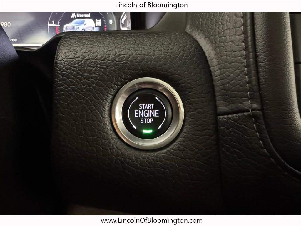 Used 2024 GMC Yukon Denali AWD/4WD image 63