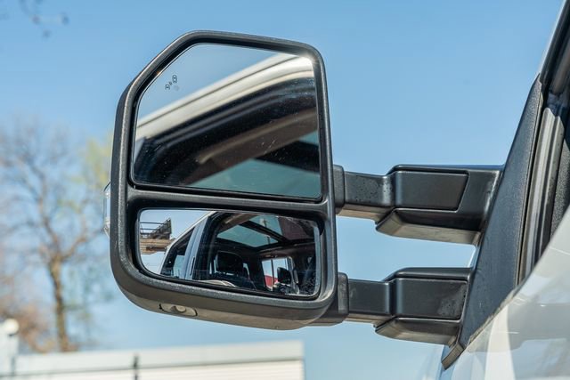 Used 2017 Ford F350 Lariat w/ Lariat Ultimate Package image 11