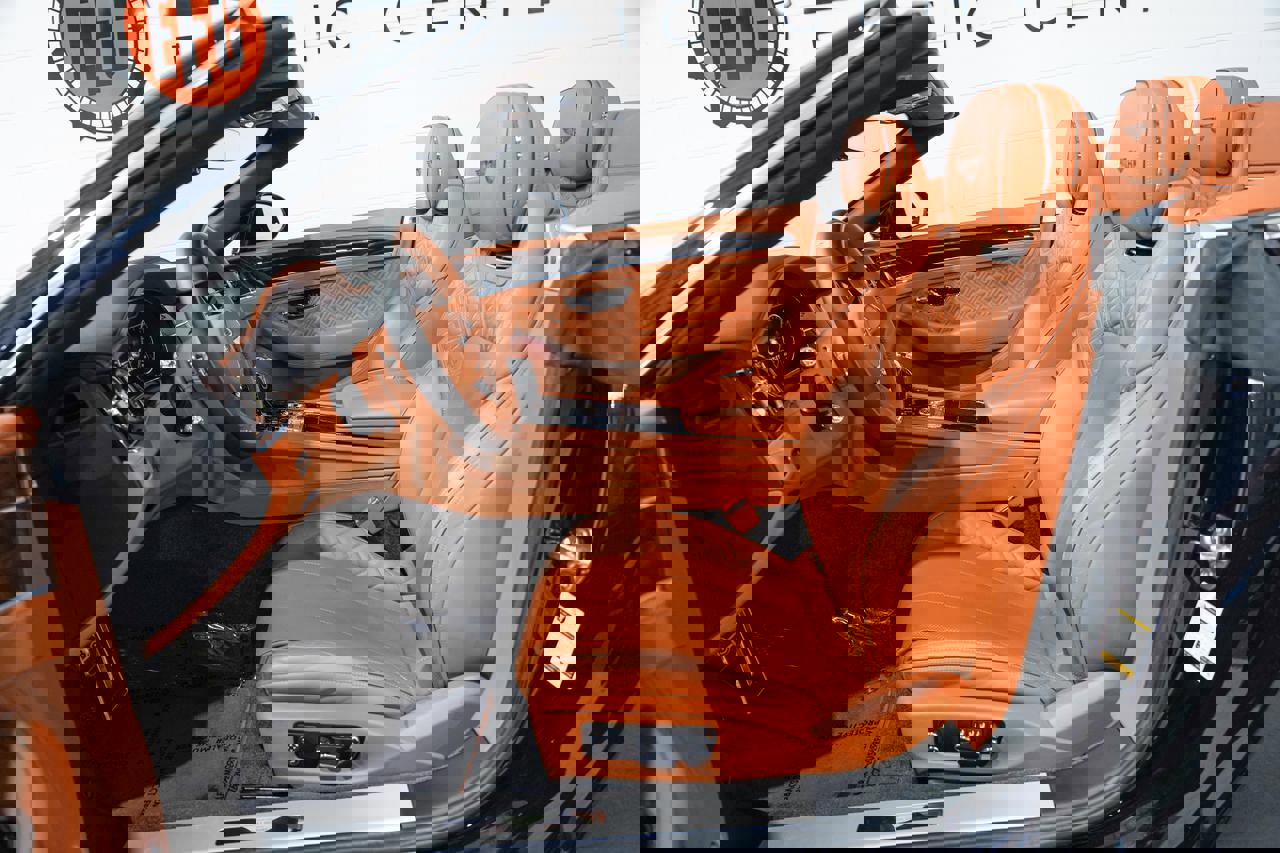 Used 2022 Bentley Continental GT image 9