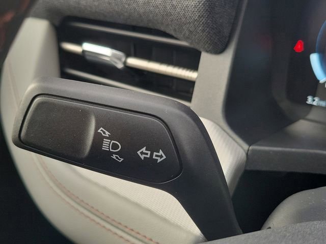 New 2026 Ford Explorer Active AWD/4WD image 10