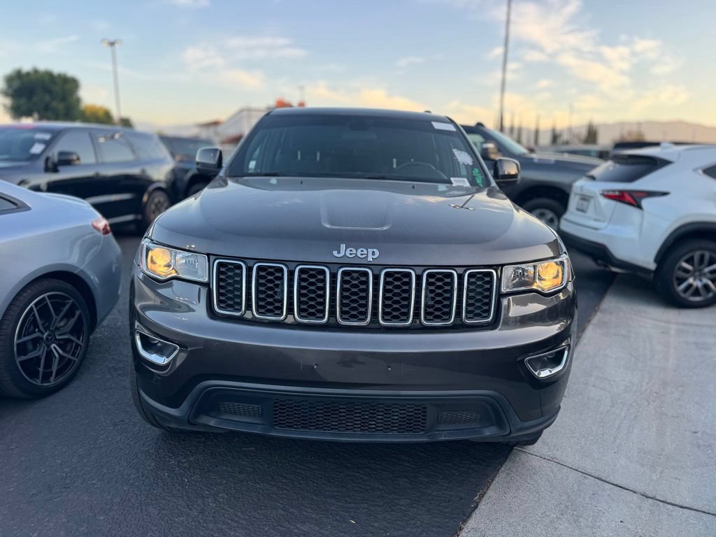 Used 2021 Jeep Grand Cherokee Laredo RWD image 9