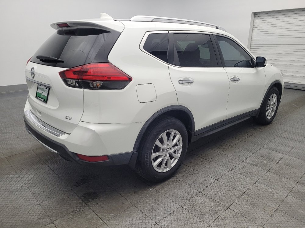 Used 2017 Nissan Rogue SV FWD image 9
